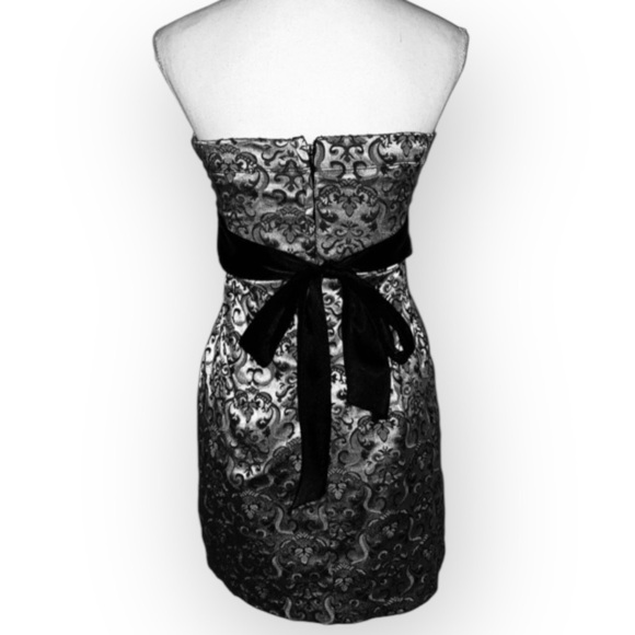 Speechless Brand Cocktail Dress Silver and Black SZ 3 - Picture 2 of 5